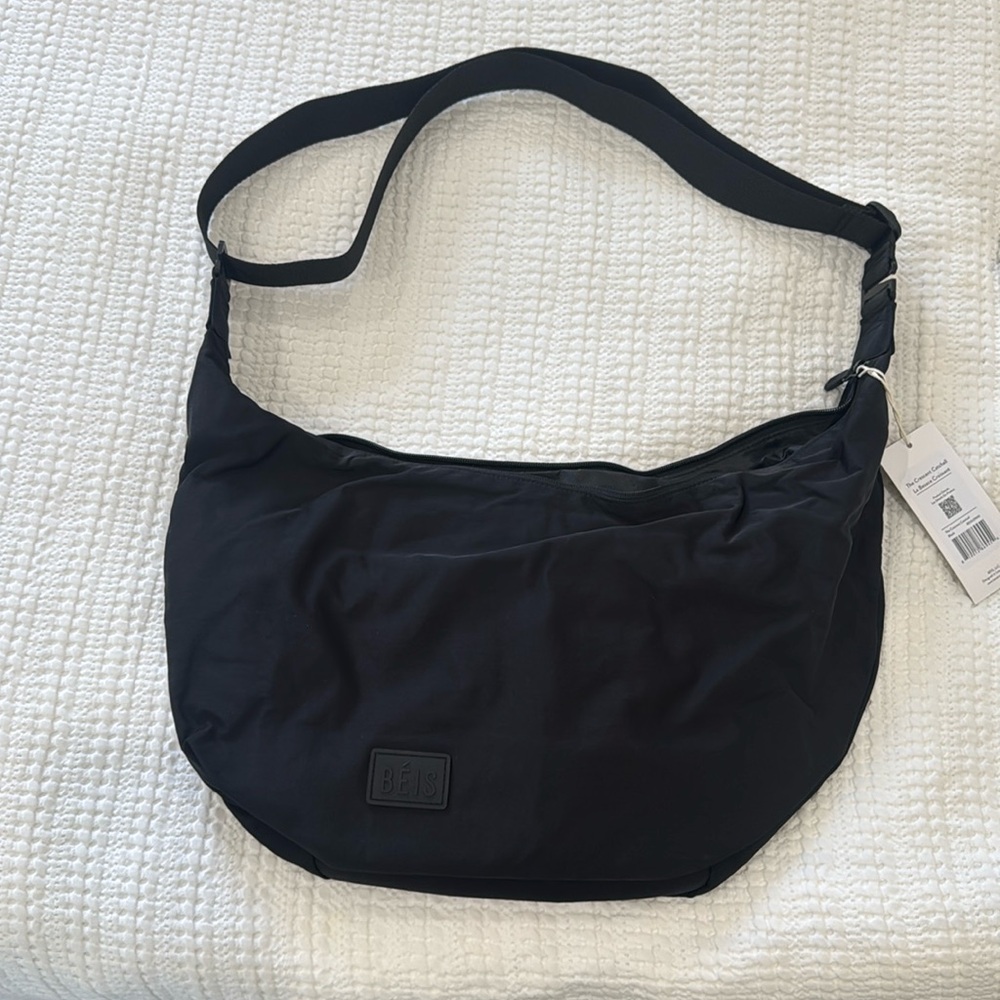 Beis Crescent Carry All brand new